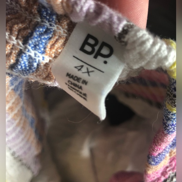 NWOT BP Linen Blend Crop Tank in Rainbow Stripe - Size 4X - Picture 4 of 5